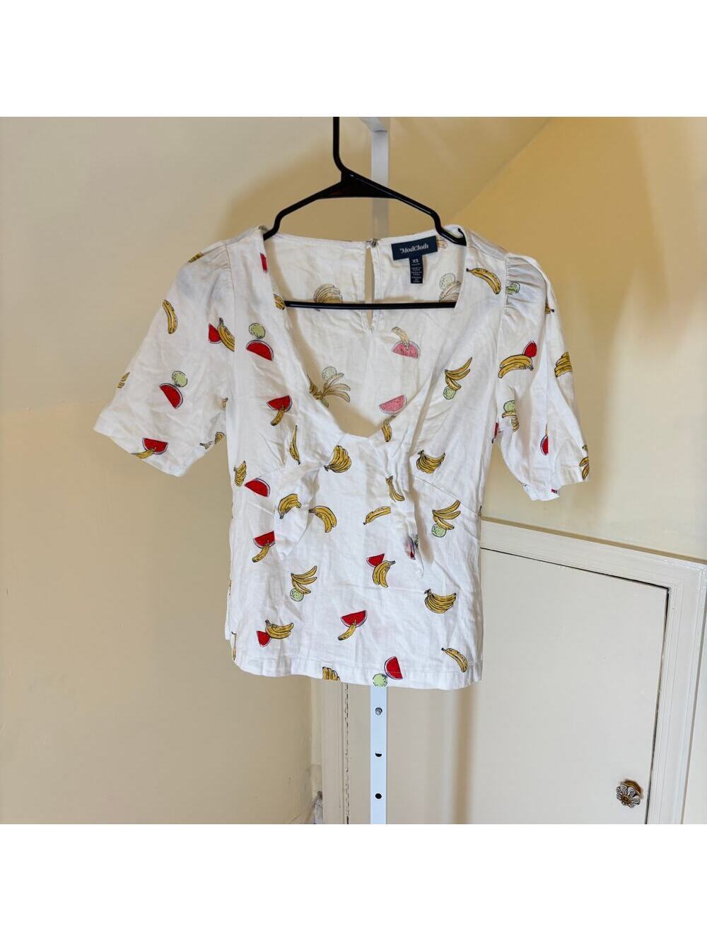 Modcloth EUC Women's Pack a Picnic Tie Front Fruit Print Linen Blouse XS